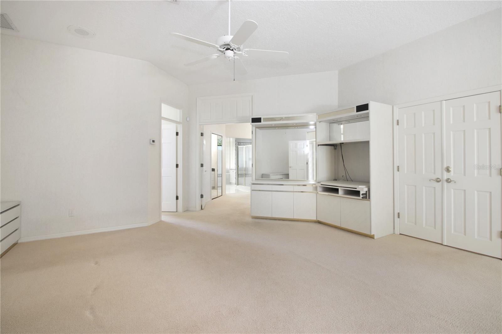 Image 10 of 31 For 235 Promenade Circle