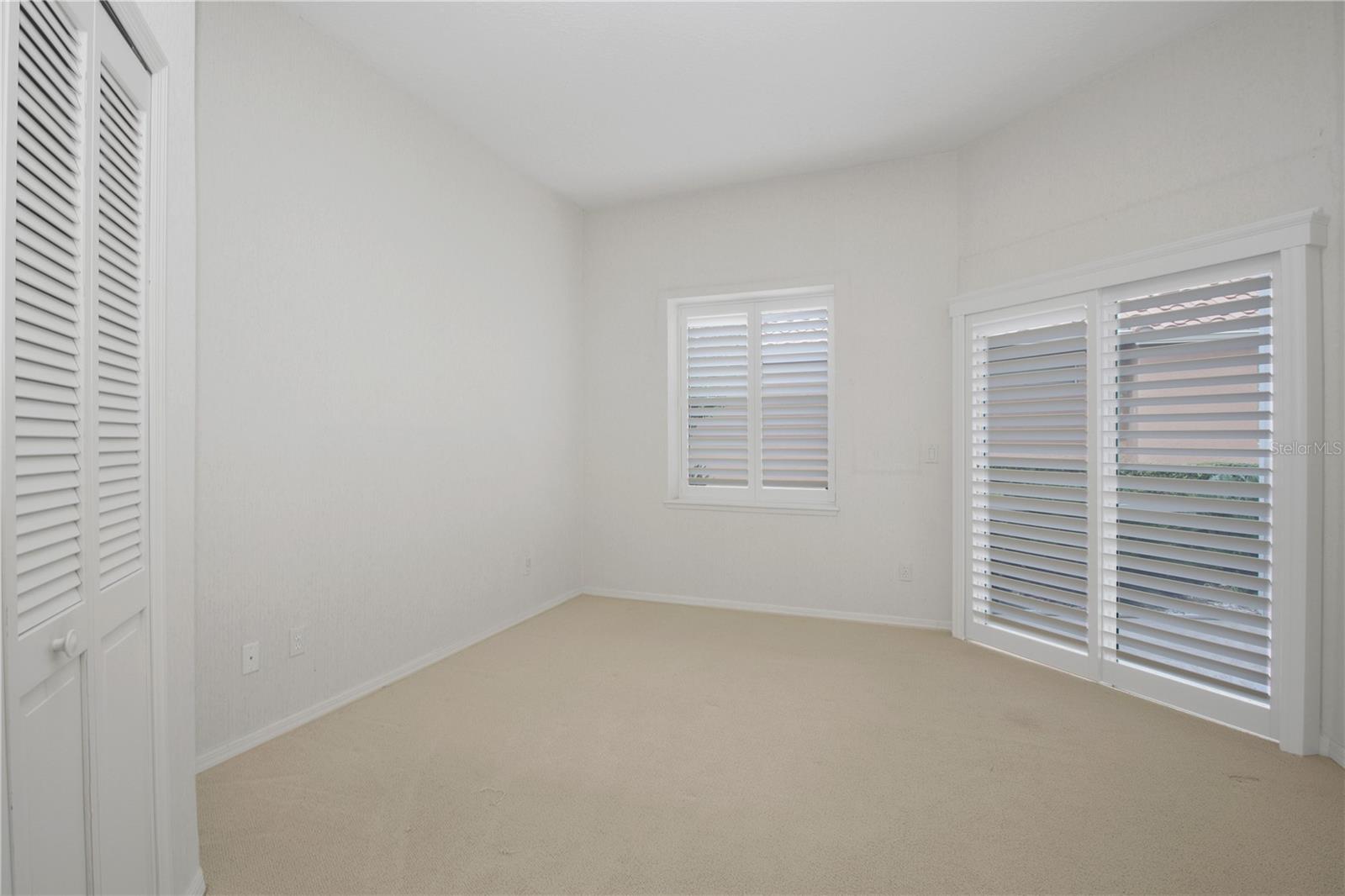Image 22 of 31 For 235 Promenade Circle