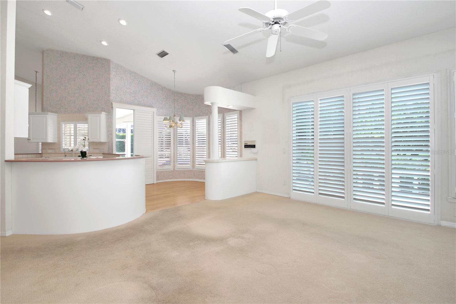 Image 8 of 31 For 235 Promenade Circle