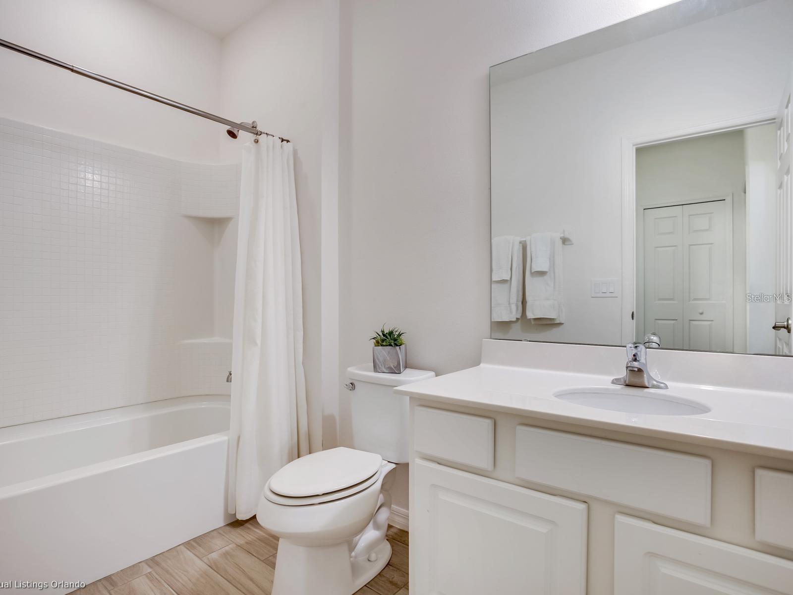 Image 19 of 89 For 6112 Broad Oak Drive