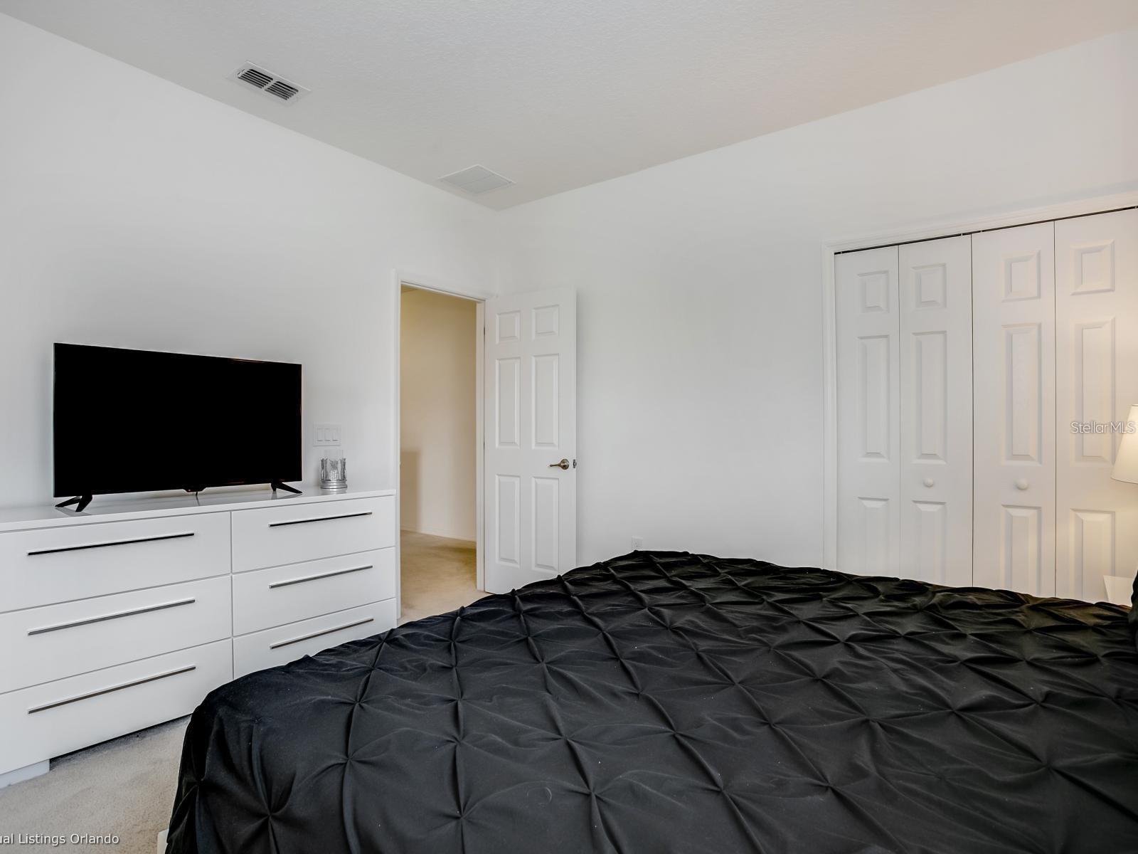 Image 28 of 89 For 6112 Broad Oak Drive