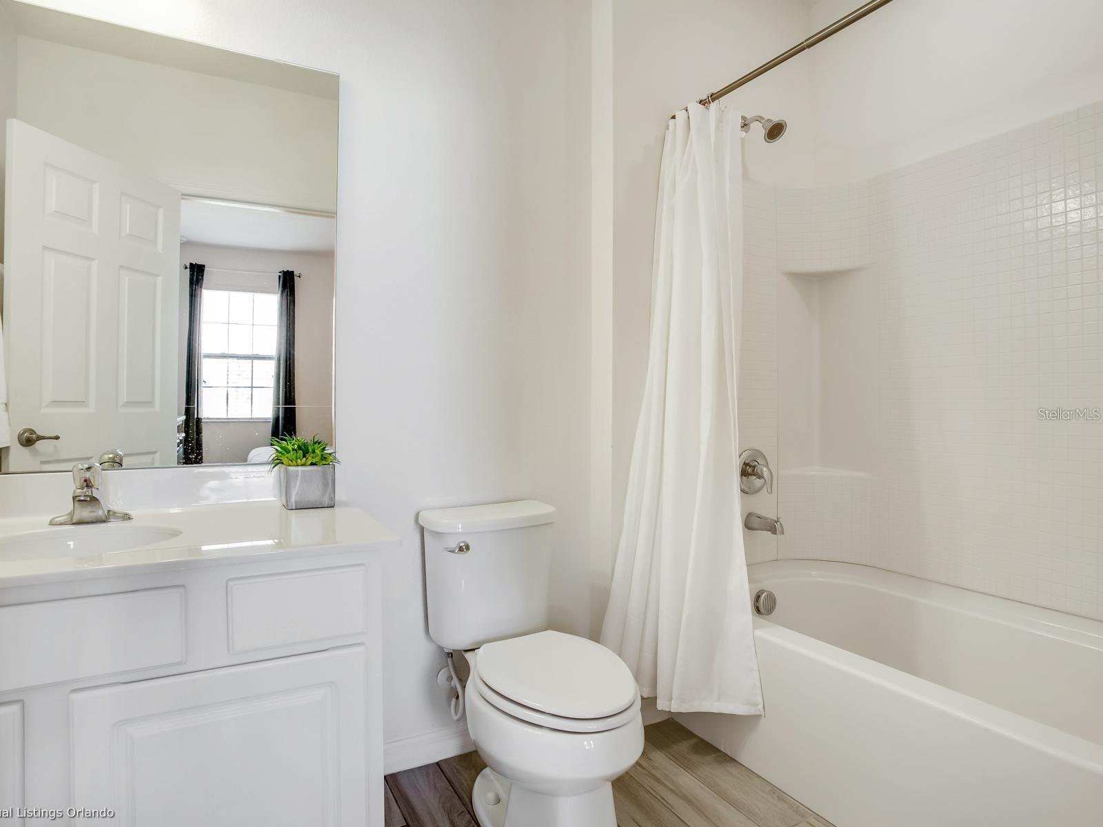 Image 41 of 89 For 6112 Broad Oak Drive