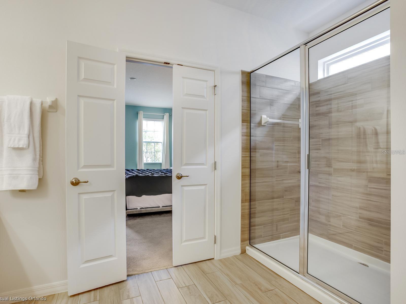 Image 47 of 89 For 6112 Broad Oak Drive