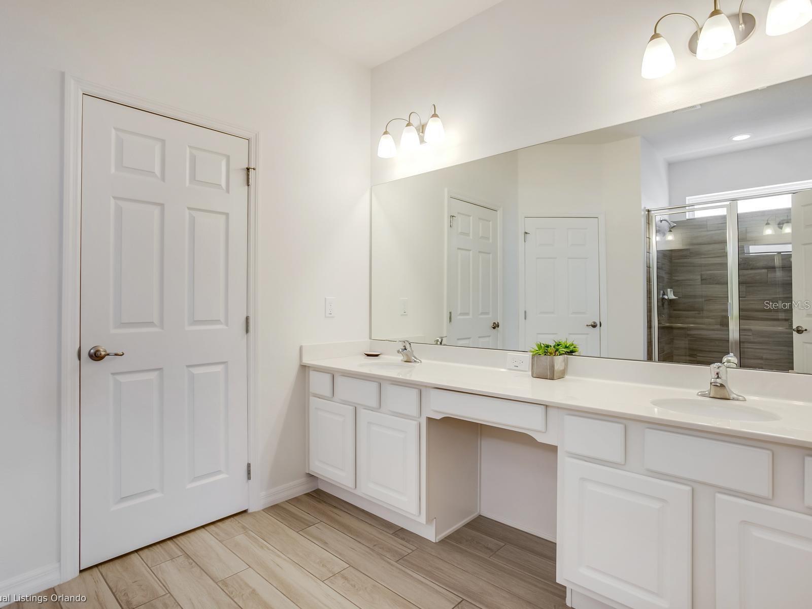 Image 48 of 89 For 6112 Broad Oak Drive