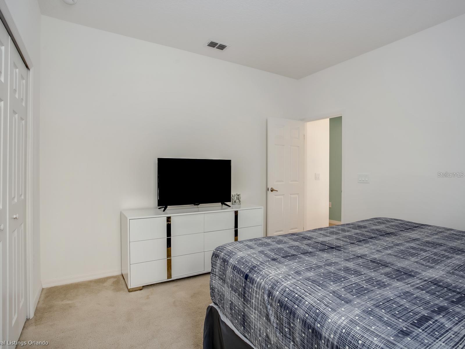 Image 57 of 89 For 6112 Broad Oak Drive