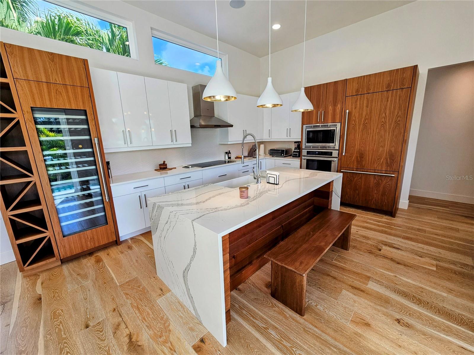 Image 12 of 51 For 2408 Nassau Street