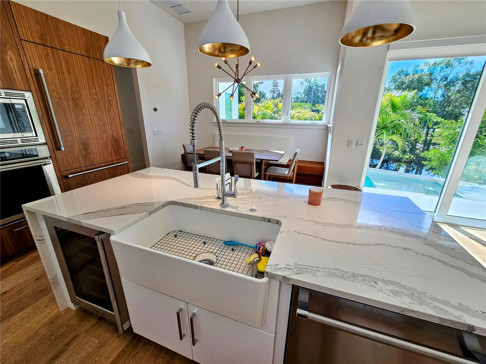 Image 16 of 51 For 2408 Nassau Street
