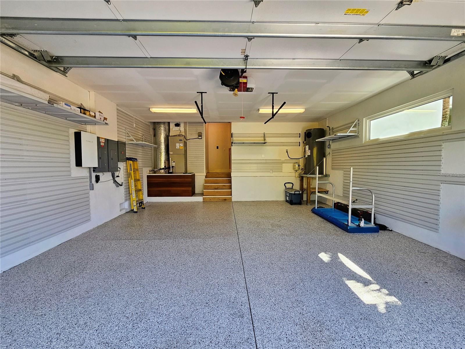 Image 35 of 51 For 2408 Nassau Street