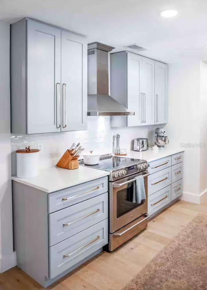 Image 16 of 59 For 2433 Lydia Way