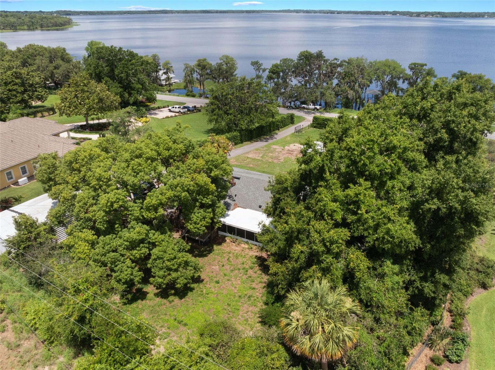 Image 33 of 33 For 12130 Lakeshore Drive