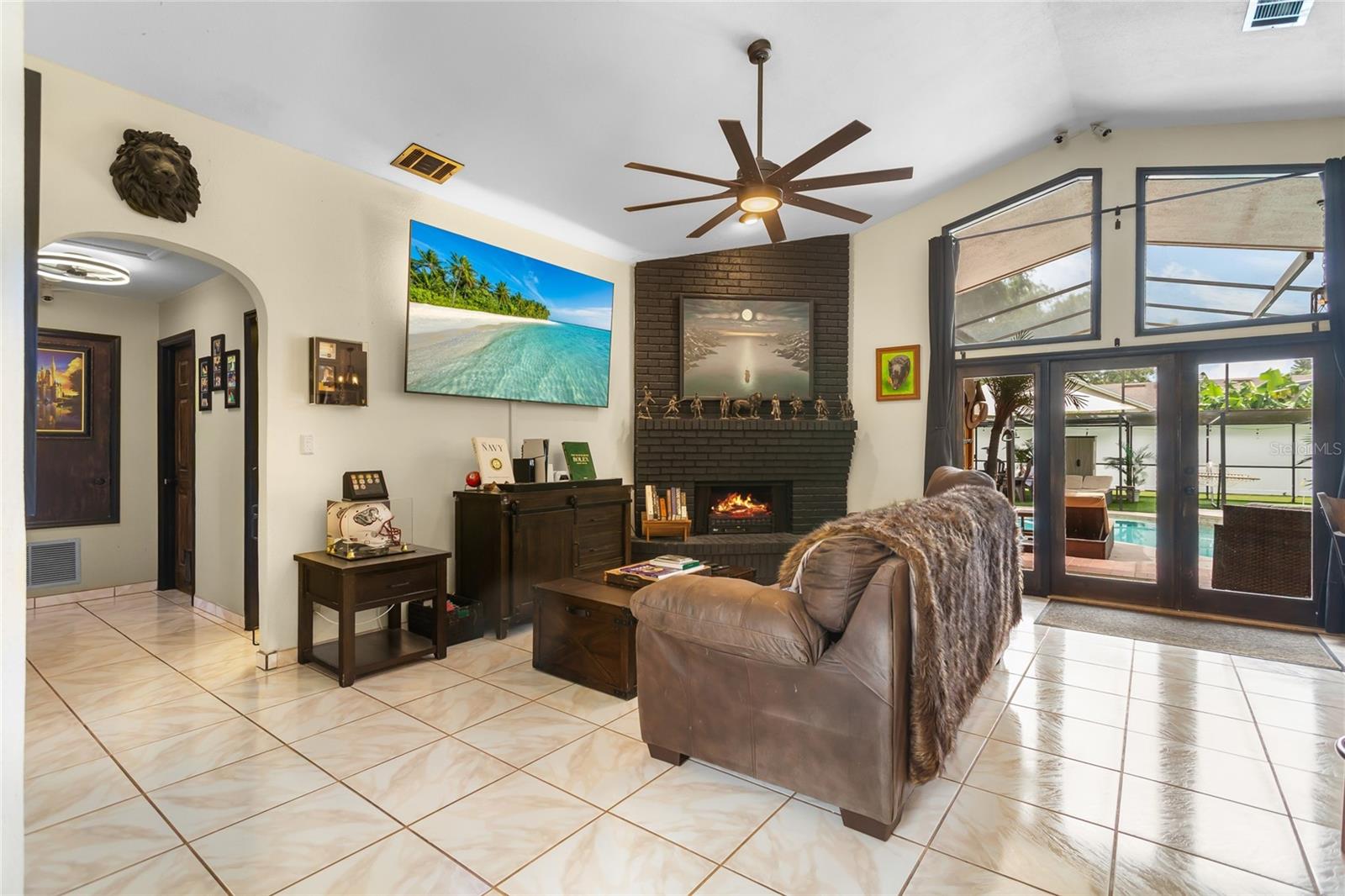 Image 14 of 59 For 9774 Bohart Court