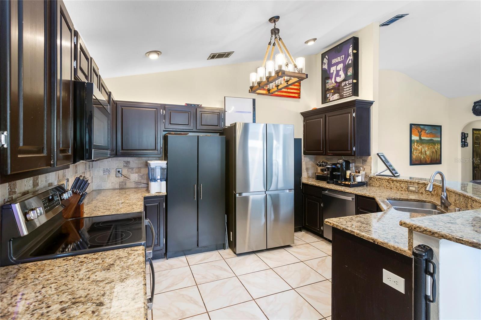 Image 19 of 59 For 9774 Bohart Court