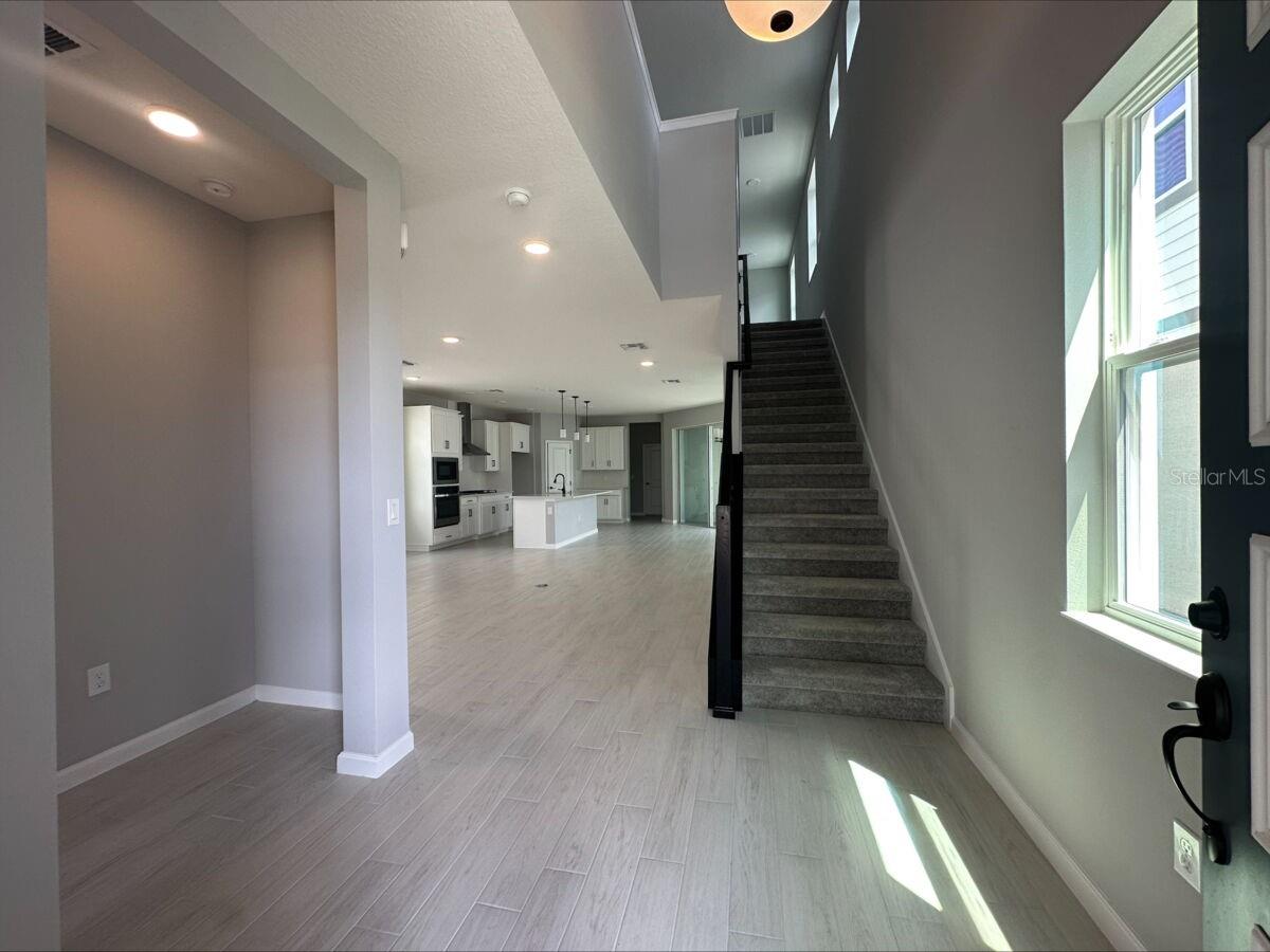 Image 11 of 30 For 5324 Center Lake Ranch Boulevard