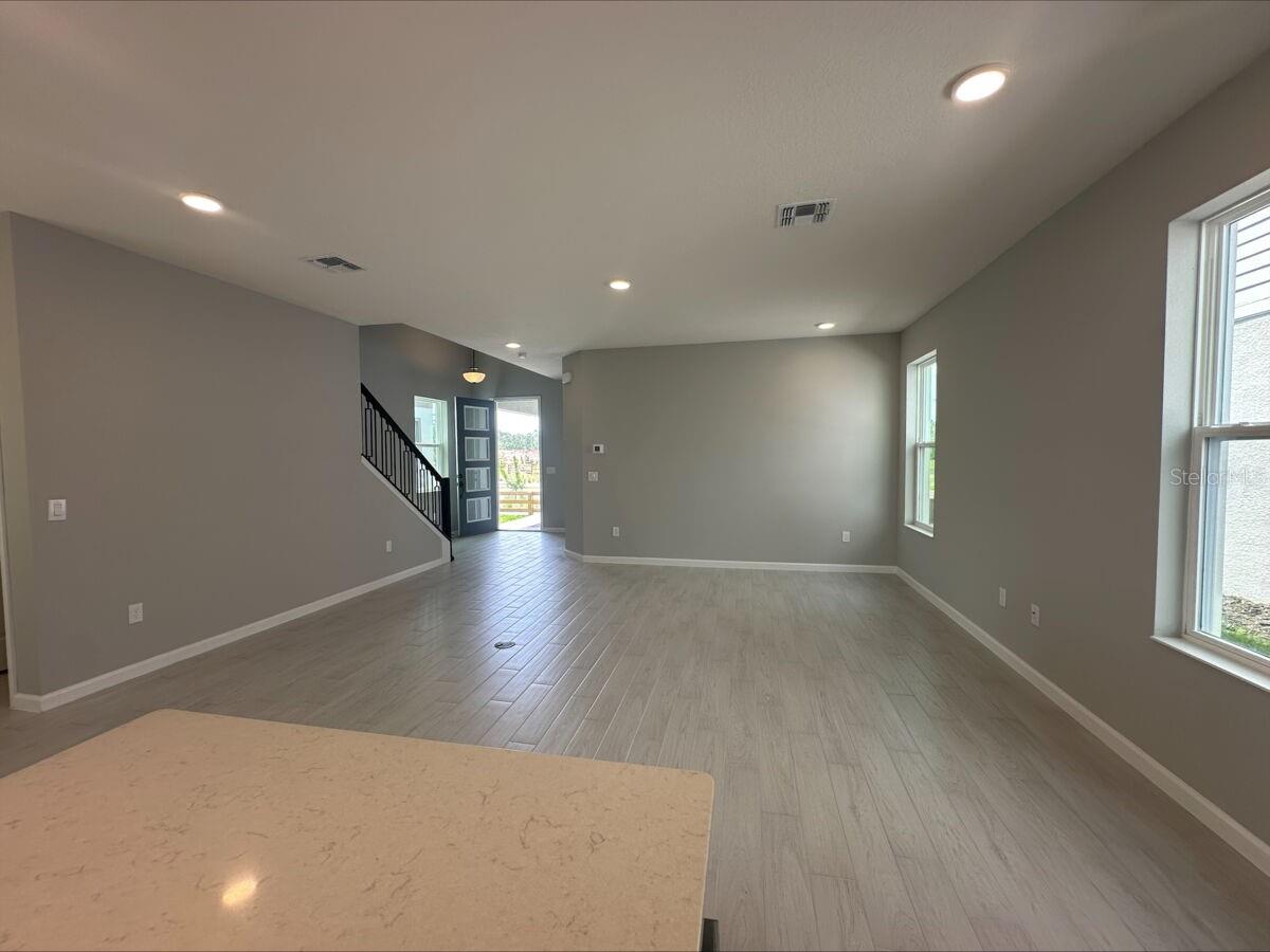 Image 9 of 30 For 5324 Center Lake Ranch Boulevard