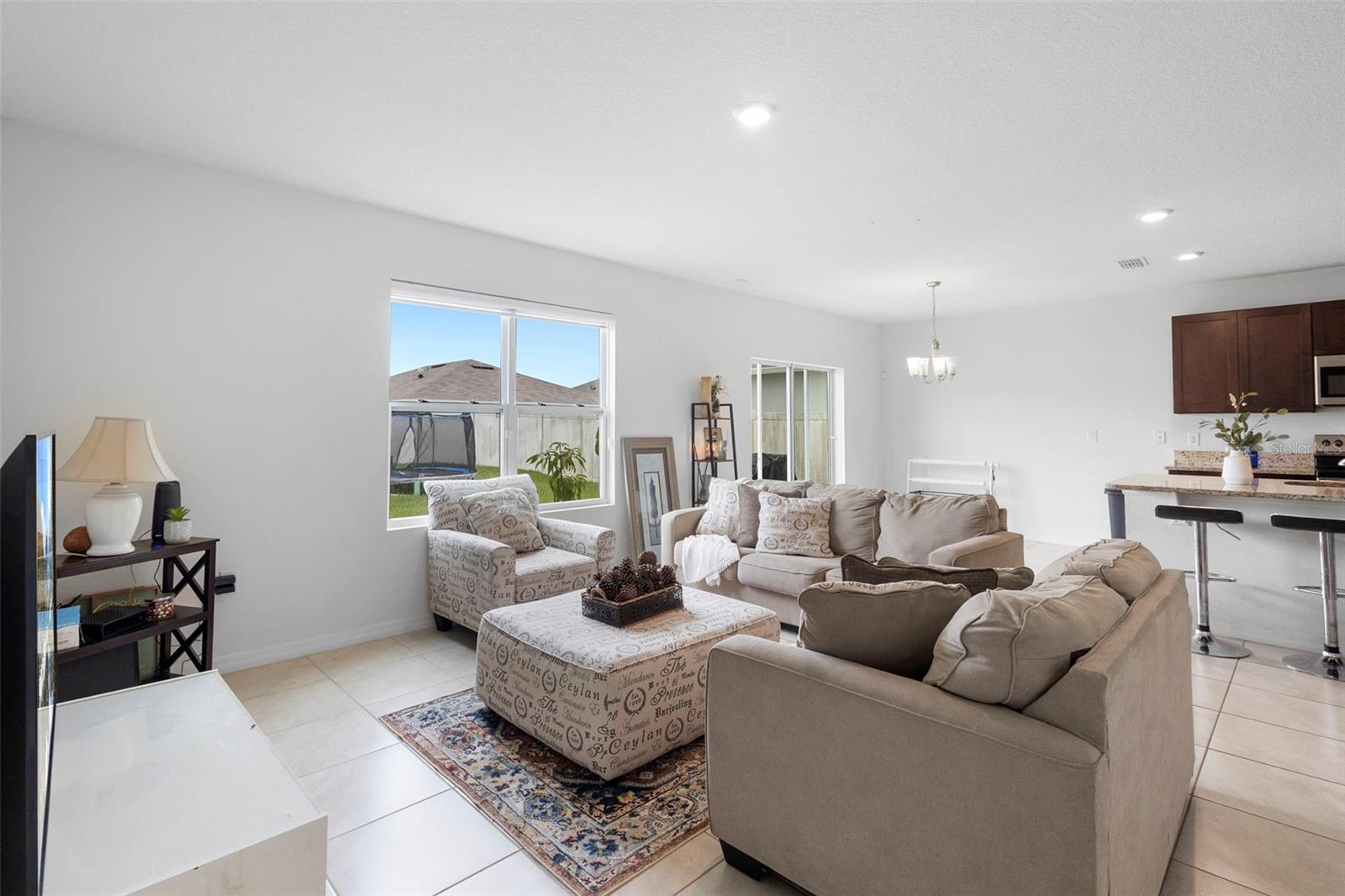 Image 3 of 15 For 5125 Fiddlewood Way