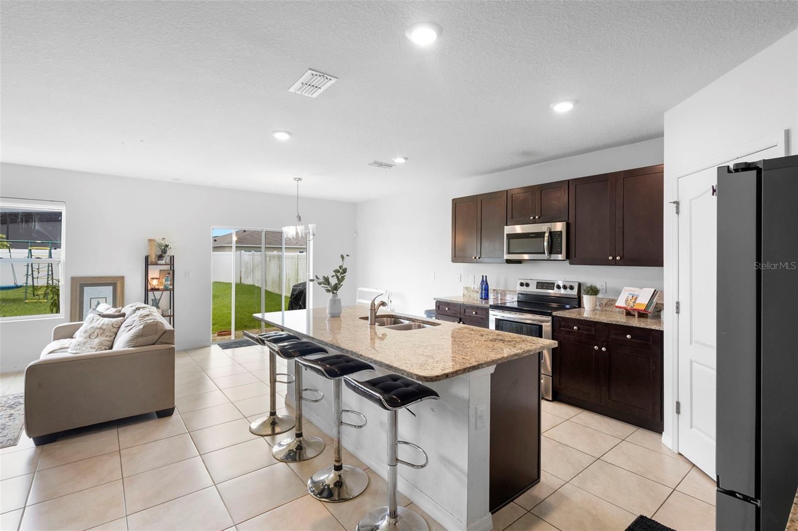 Image 7 of 15 For 5125 Fiddlewood Way