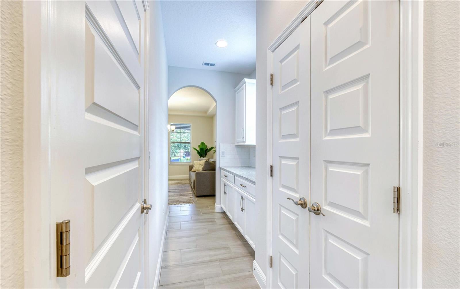 Image 10 of 57 For 9422 Jaywood Road