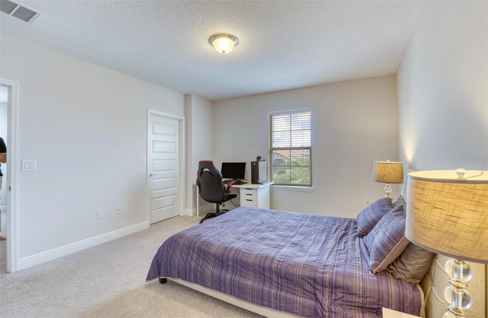 Image 34 of 57 For 9422 Jaywood Road
