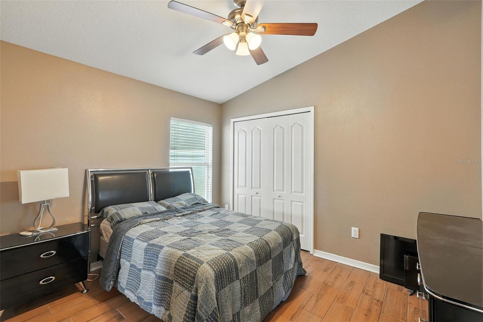 Image 15 of 32 For 14013 Hollow Crest Place