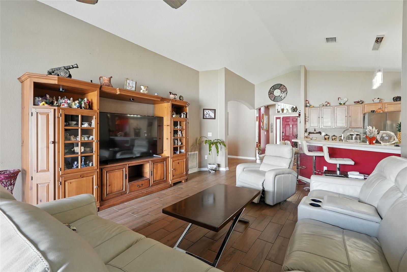 Image 22 of 32 For 14013 Hollow Crest Place