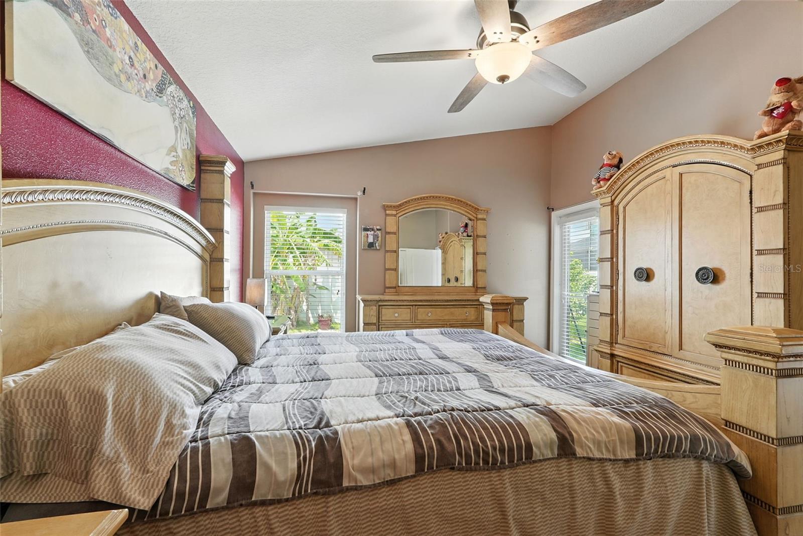 Image 25 of 32 For 14013 Hollow Crest Place