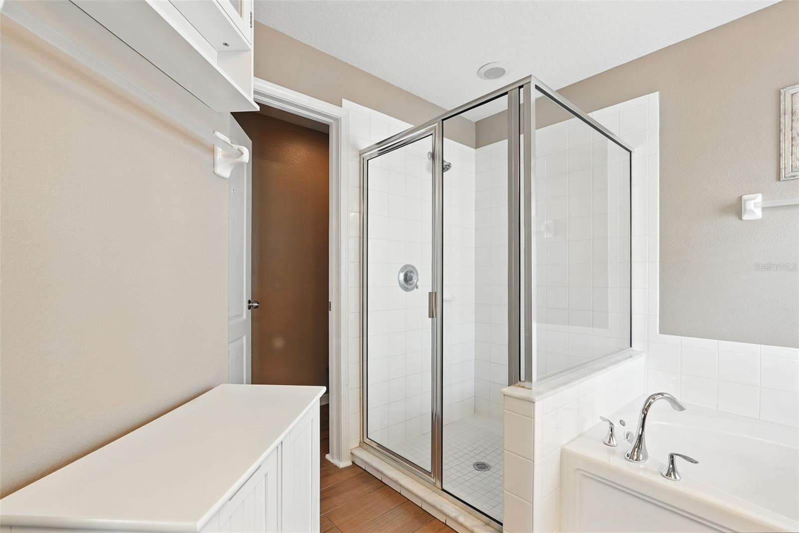 Image 28 of 32 For 14013 Hollow Crest Place