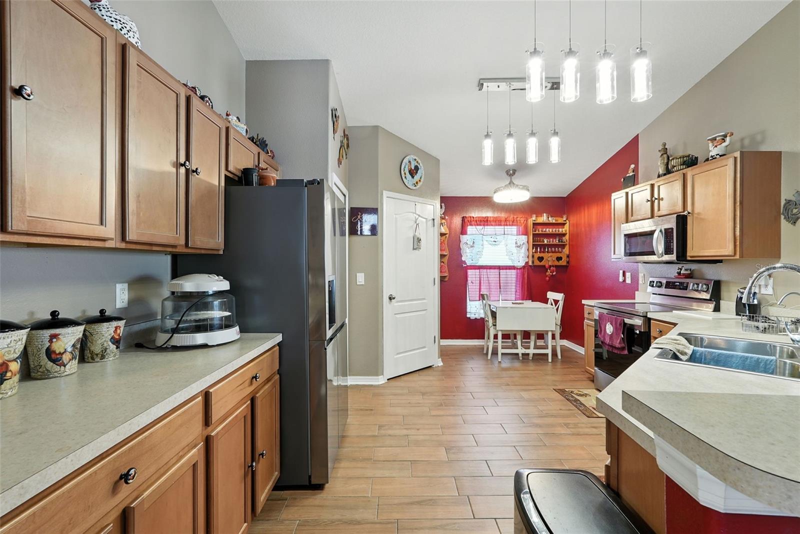 Image 6 of 32 For 14013 Hollow Crest Place