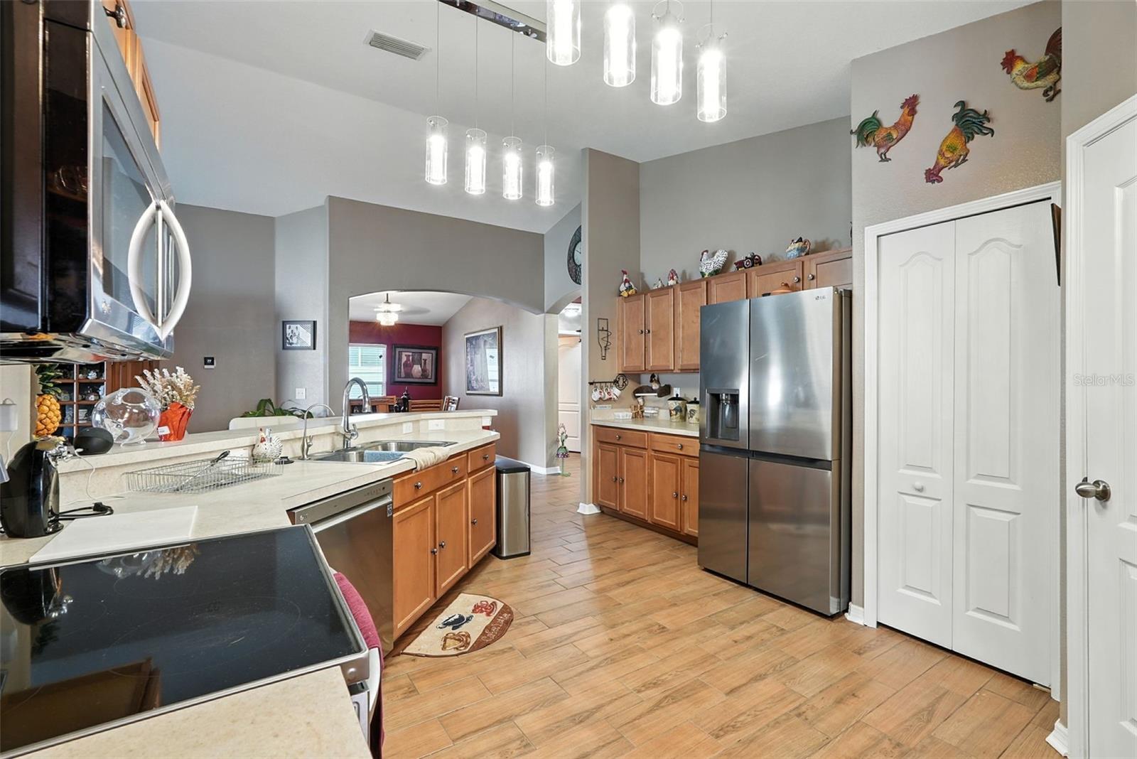 Image 8 of 32 For 14013 Hollow Crest Place