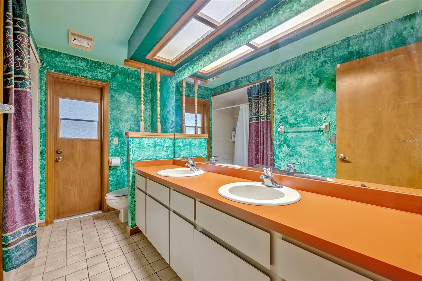 Image 19 of 24 For 1507 Golfside Drive