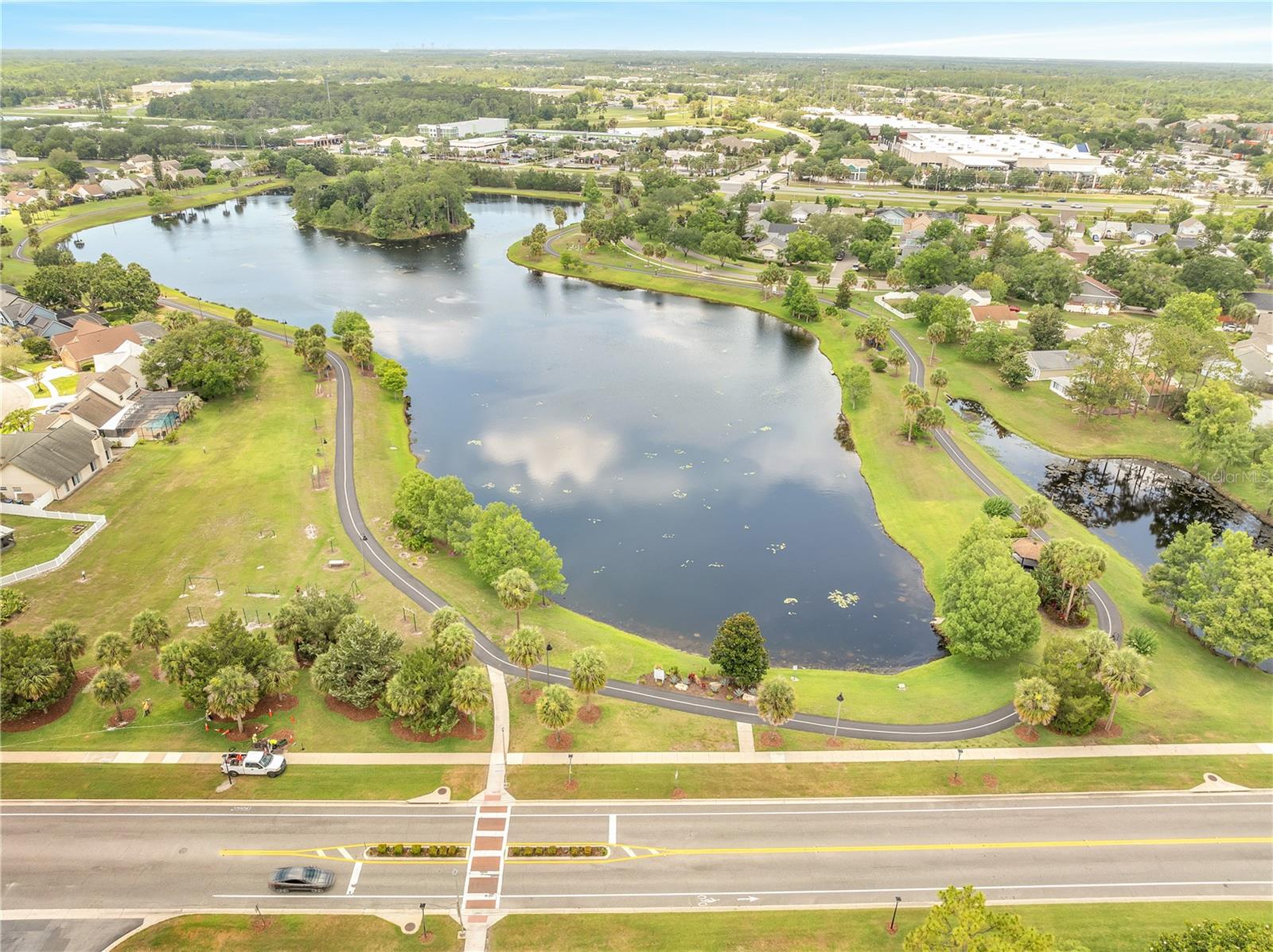 Image 18 of 66 For 13404 Bradwater Court