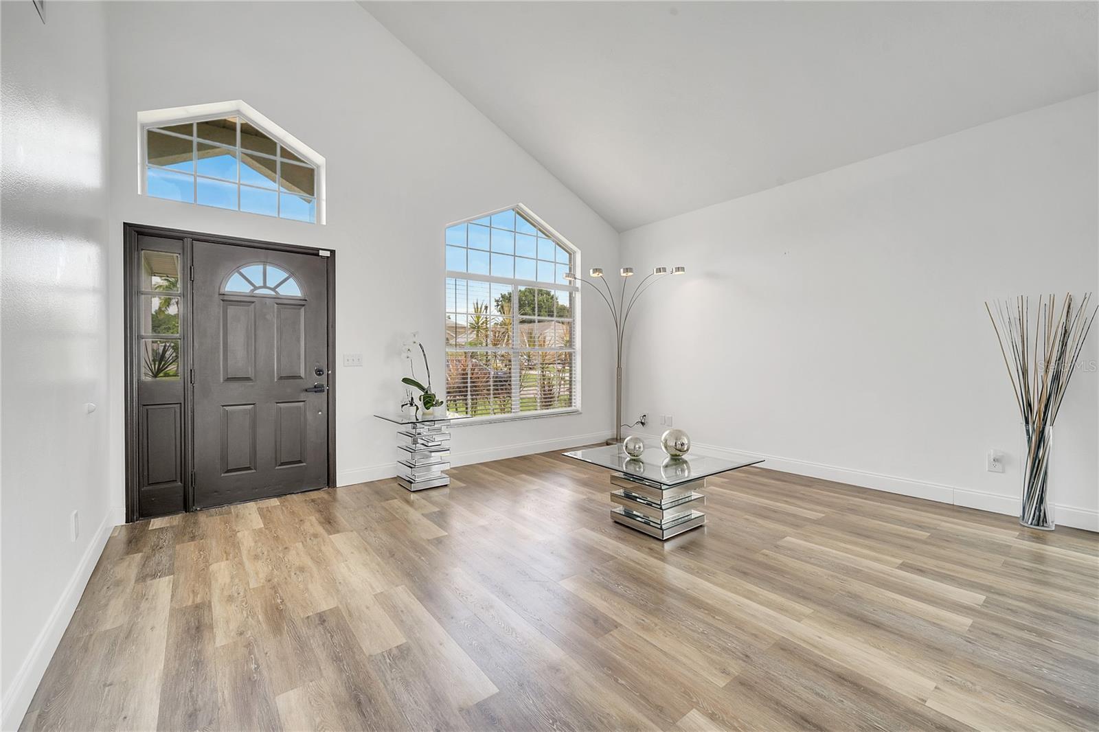 Image 22 of 66 For 13404 Bradwater Court