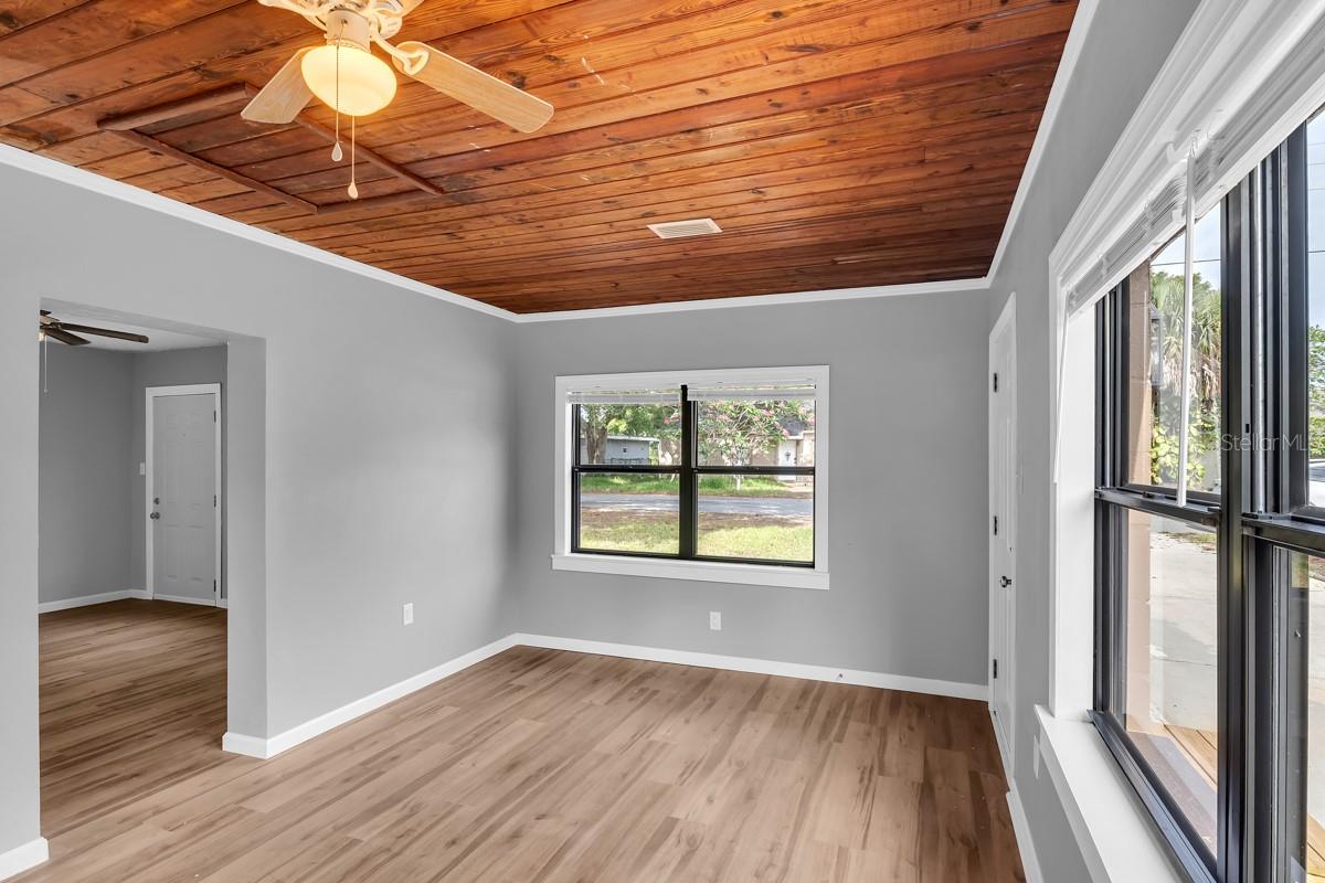 Image 9 of 19 For 1342 Gary Drive