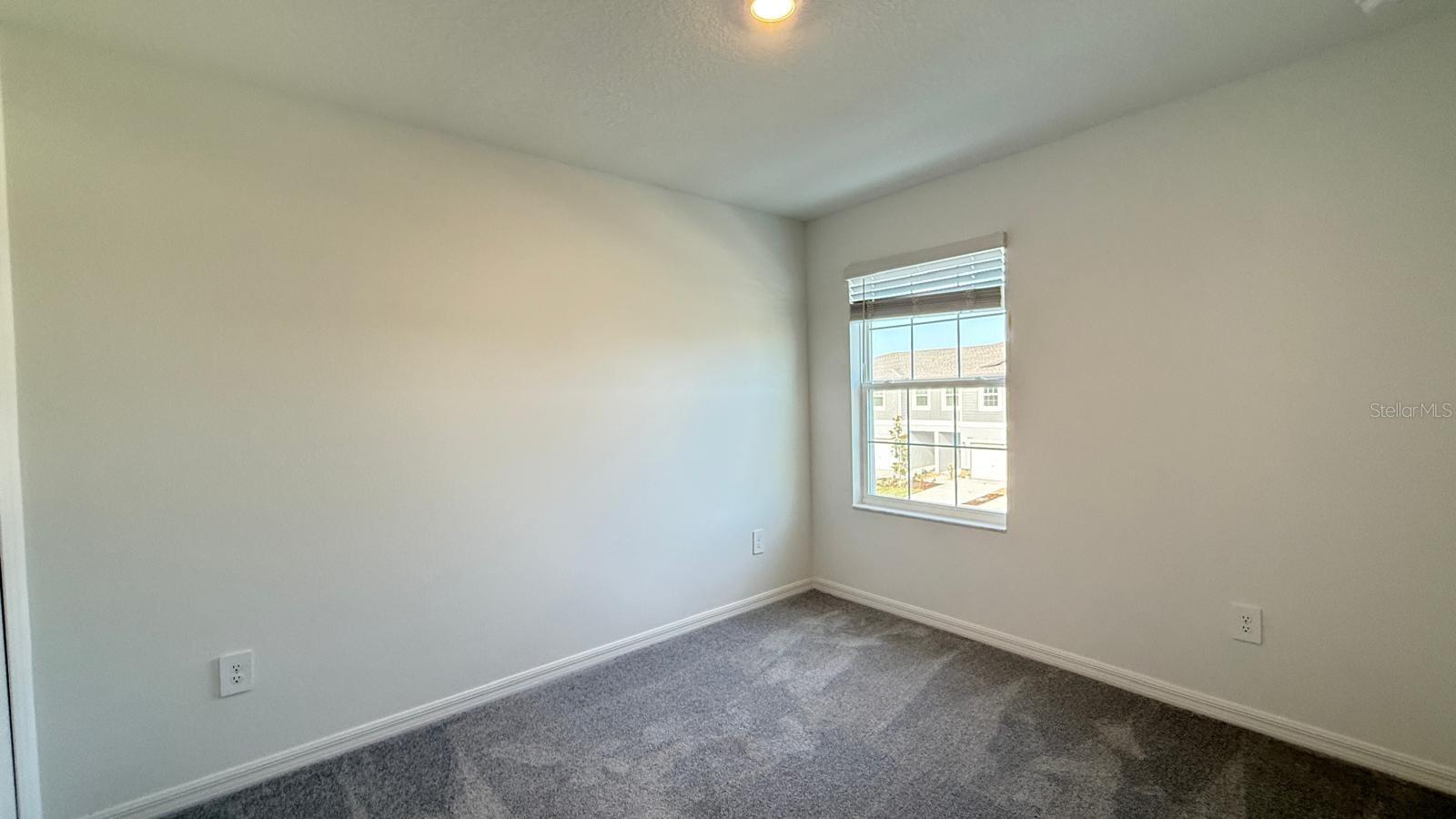 Listing photo id 10 for 10264 Trumpet Honeysuckle Way