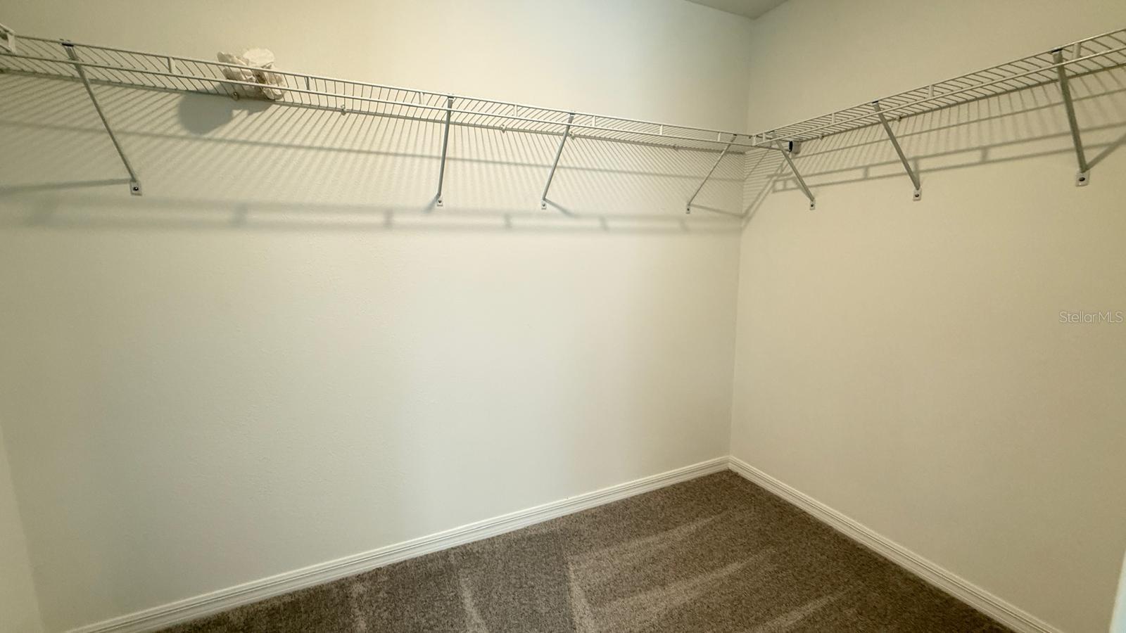 Listing photo id 17 for 10264 Trumpet Honeysuckle Way
