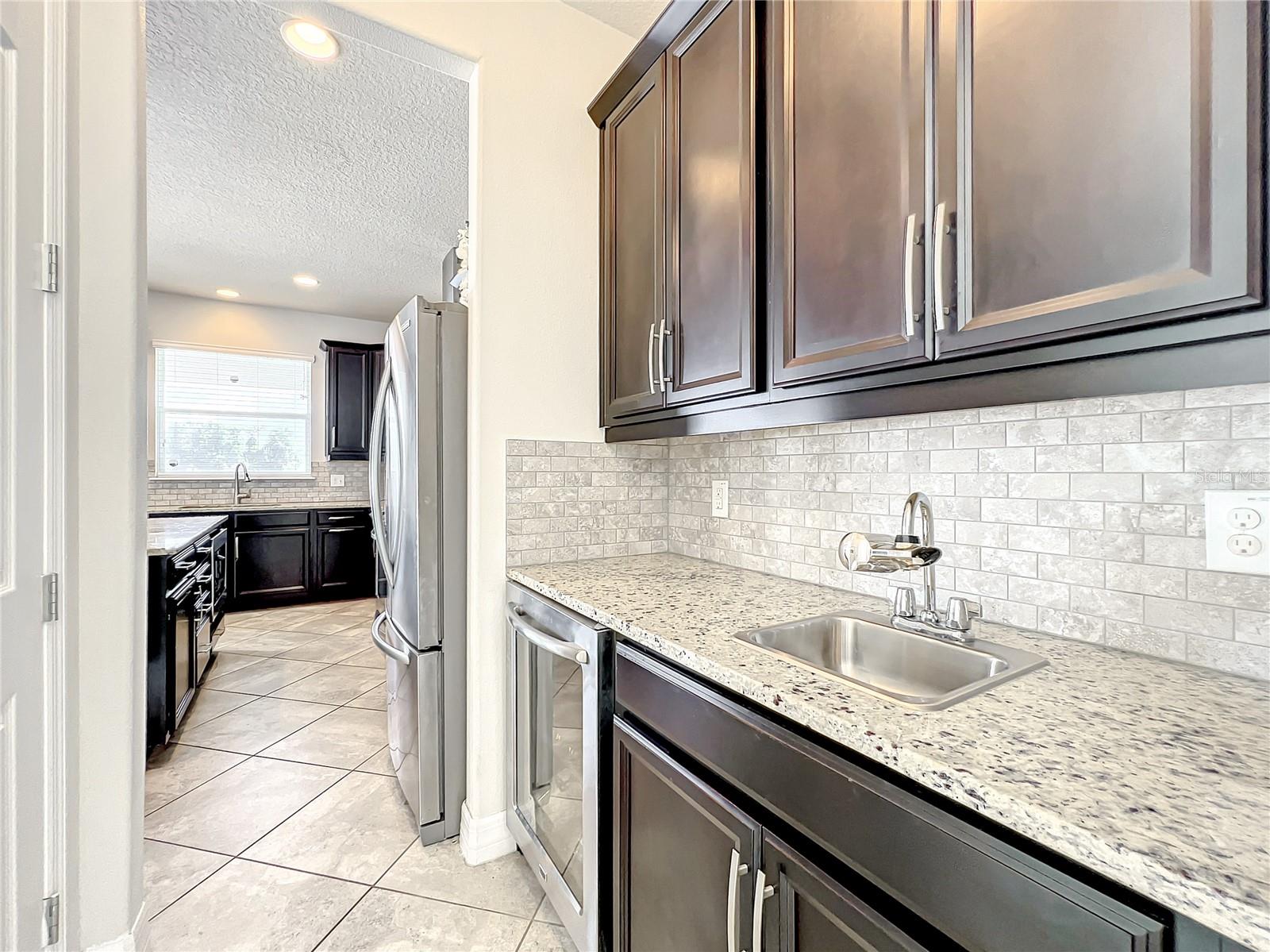 Image 11 of 45 For 4993 Southlawn Avenue