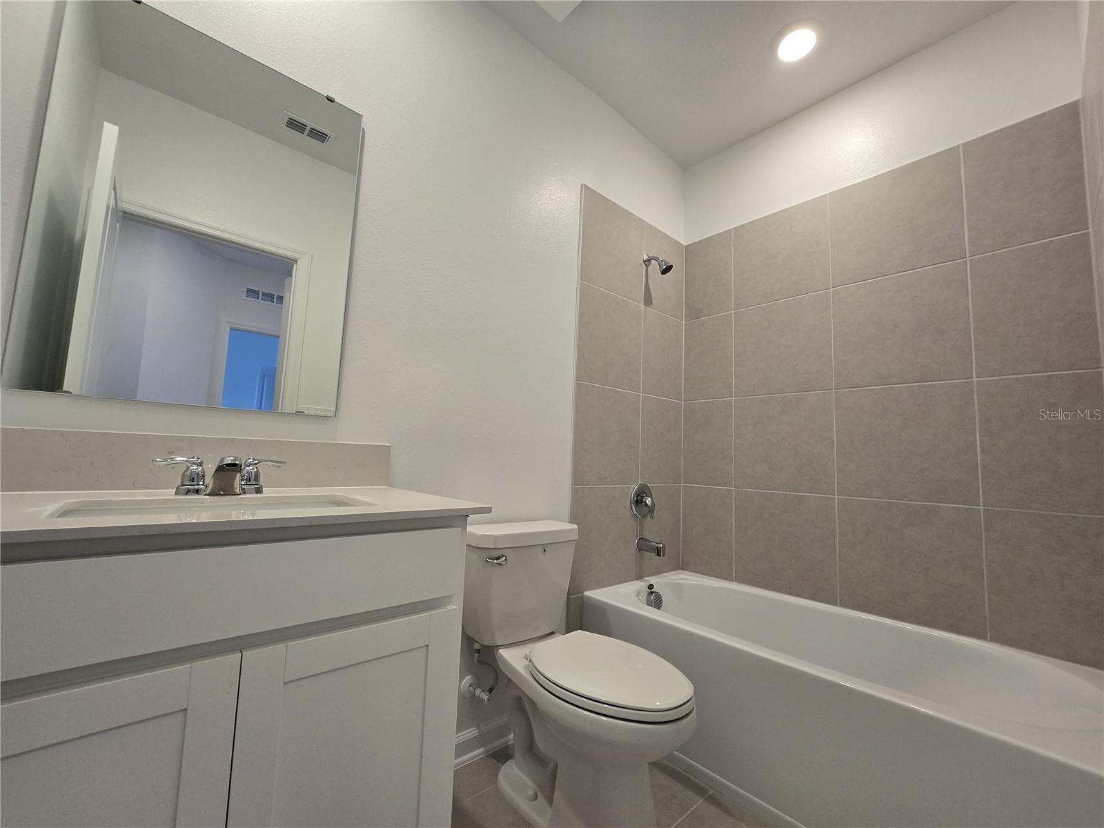 Image 15 of 25 For 3062 Chantilly Drive