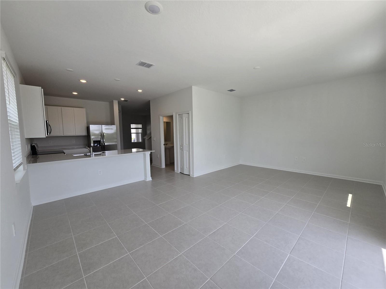 Image 6 of 25 For 3062 Chantilly Drive