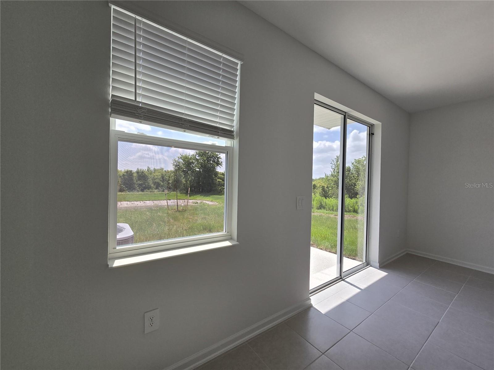 Image 7 of 25 For 3062 Chantilly Drive