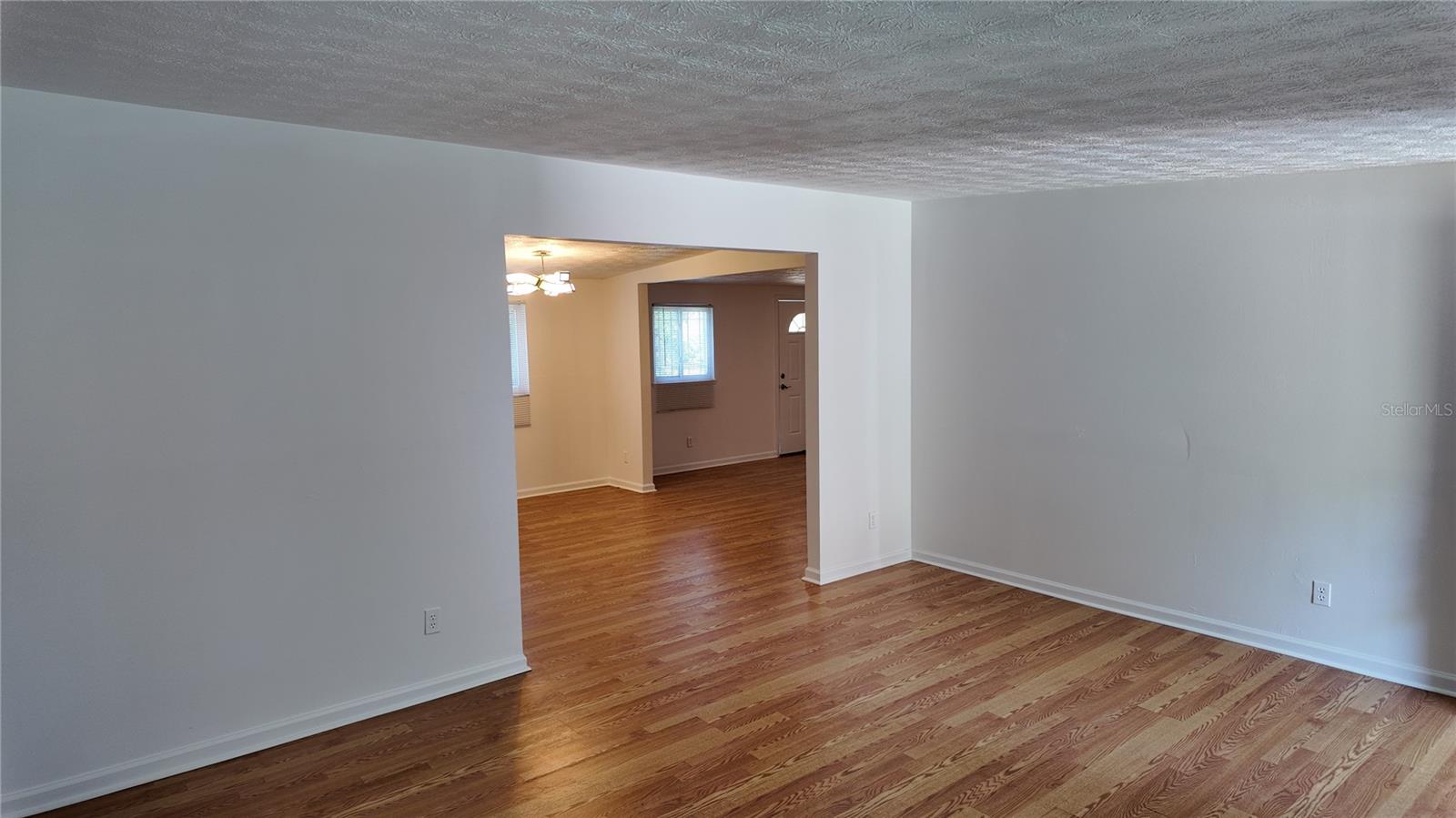 Image 10 of 19 For 5517 Maxine Drive