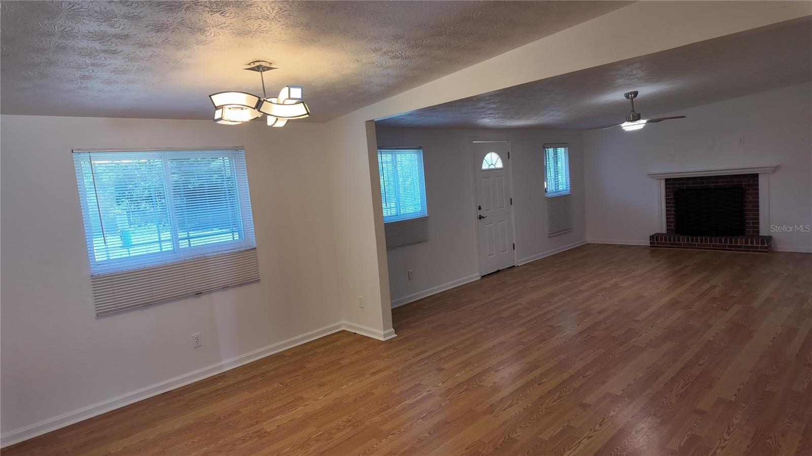 Image 8 of 19 For 5517 Maxine Drive