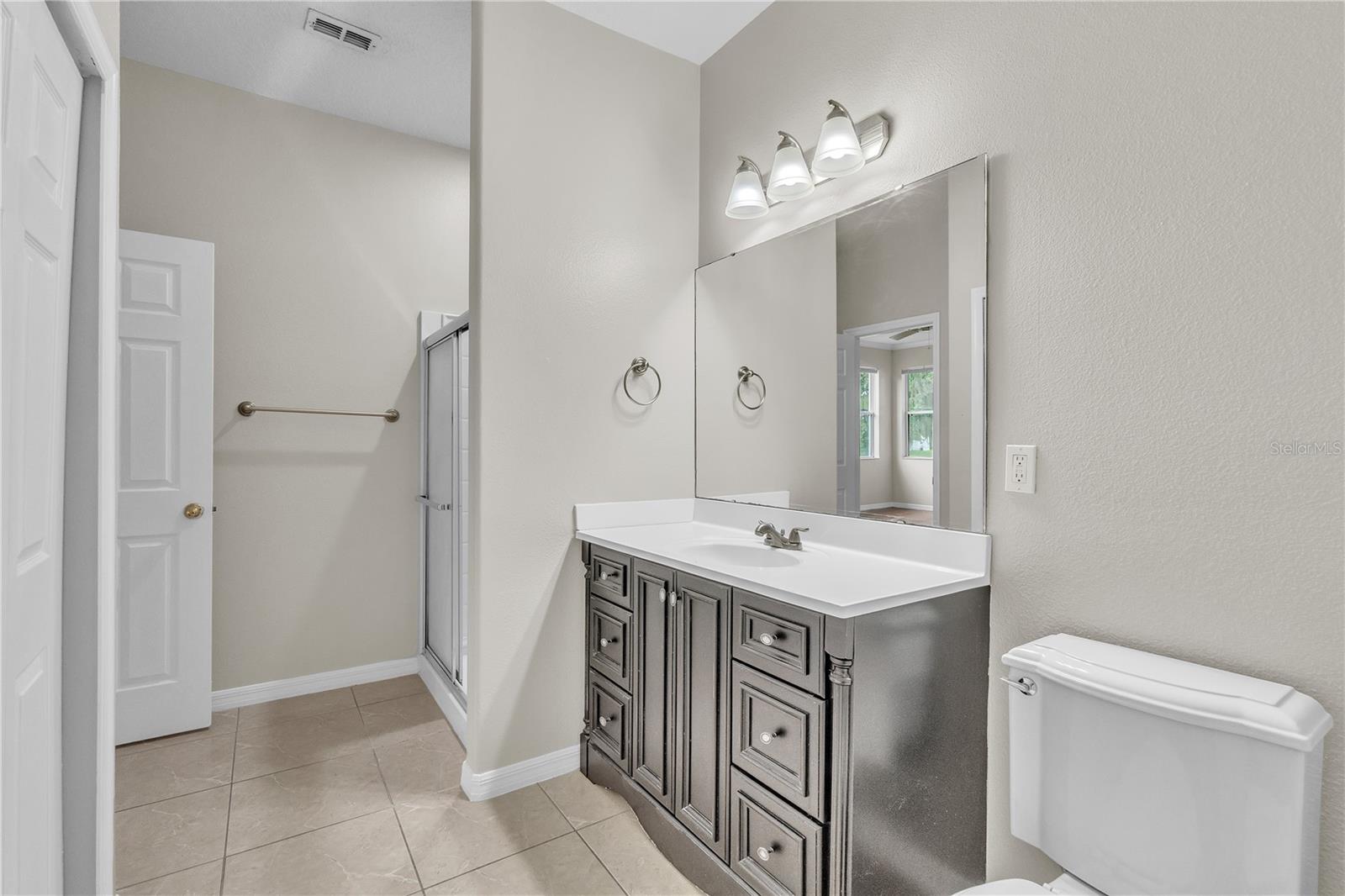 Image 25 of 62 For 10836 Tilston Point