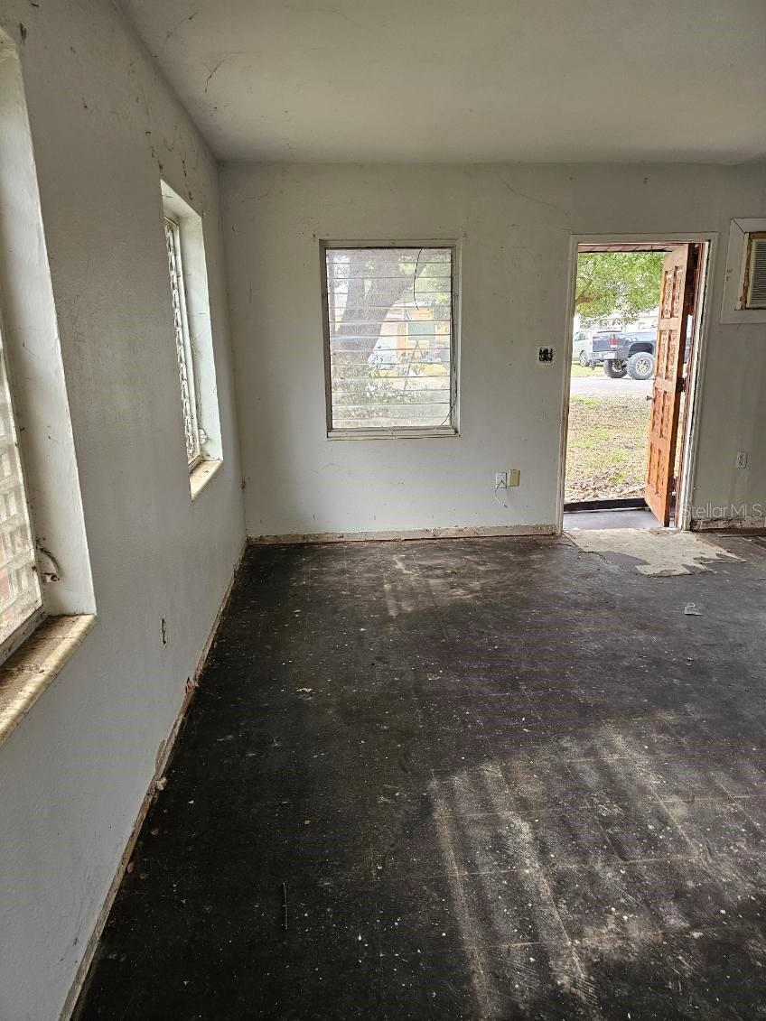Image 5 of 8 For 134 Flamingo Drive
