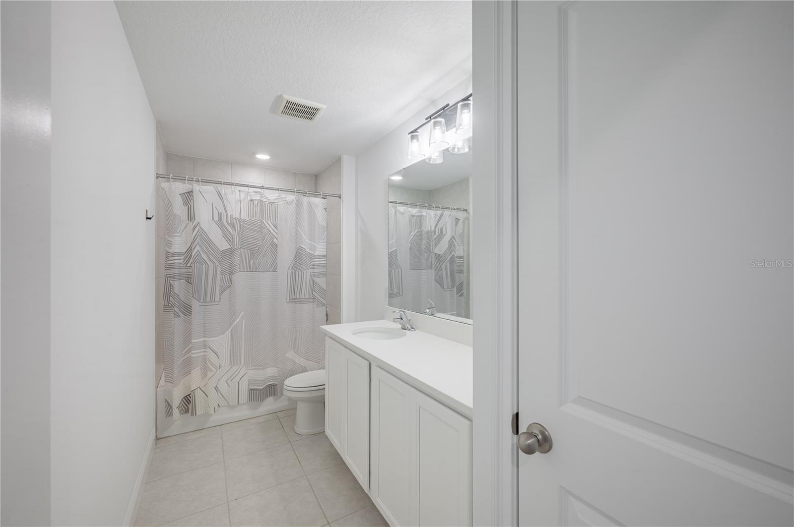 Image 39 of 63 For 9199 Waverly Walk Drive