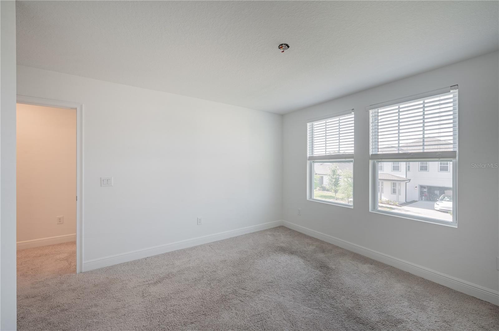 Image 43 of 63 For 9199 Waverly Walk Drive