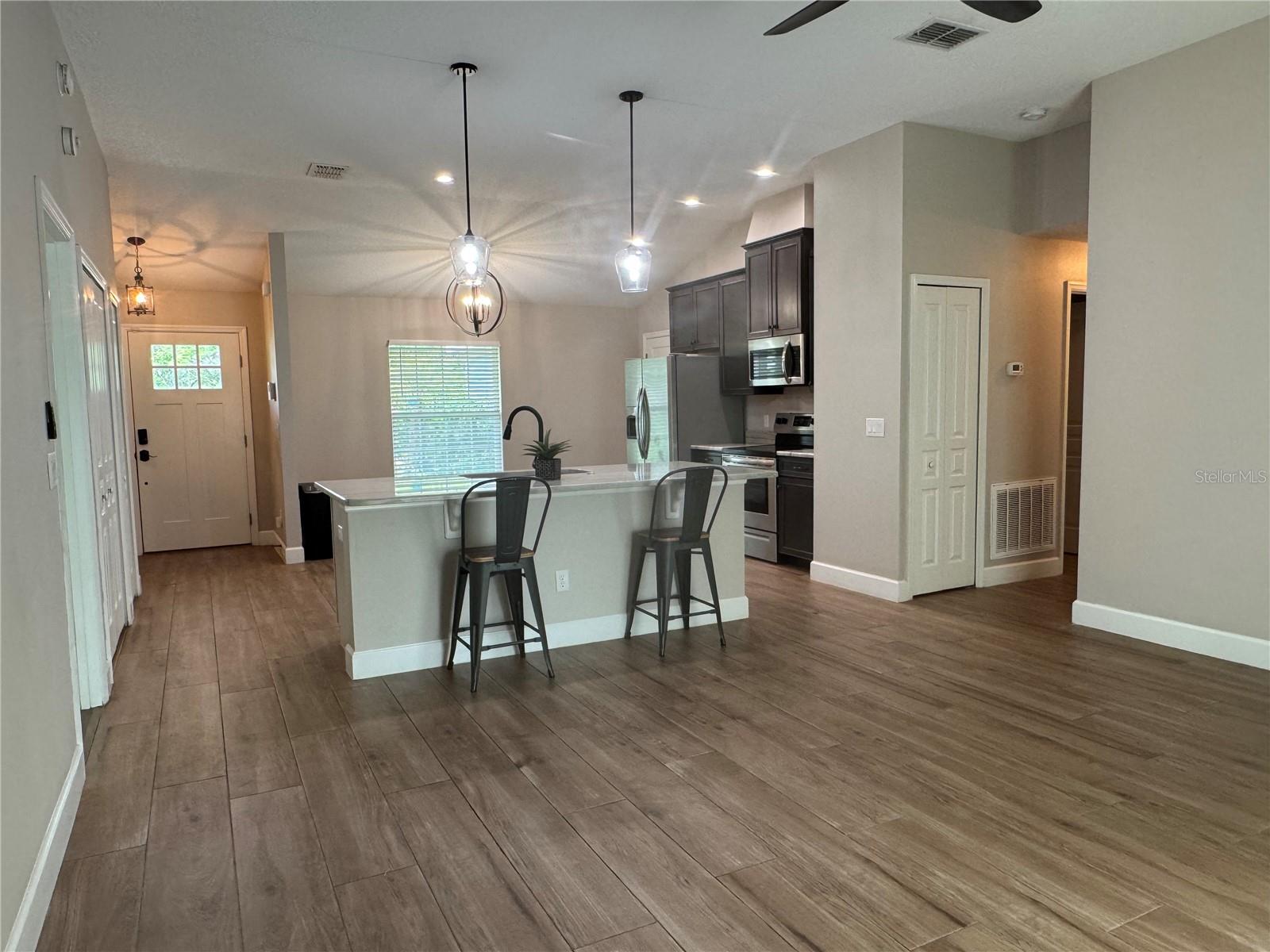 Image 5 of 19 For 358 2nd Street
