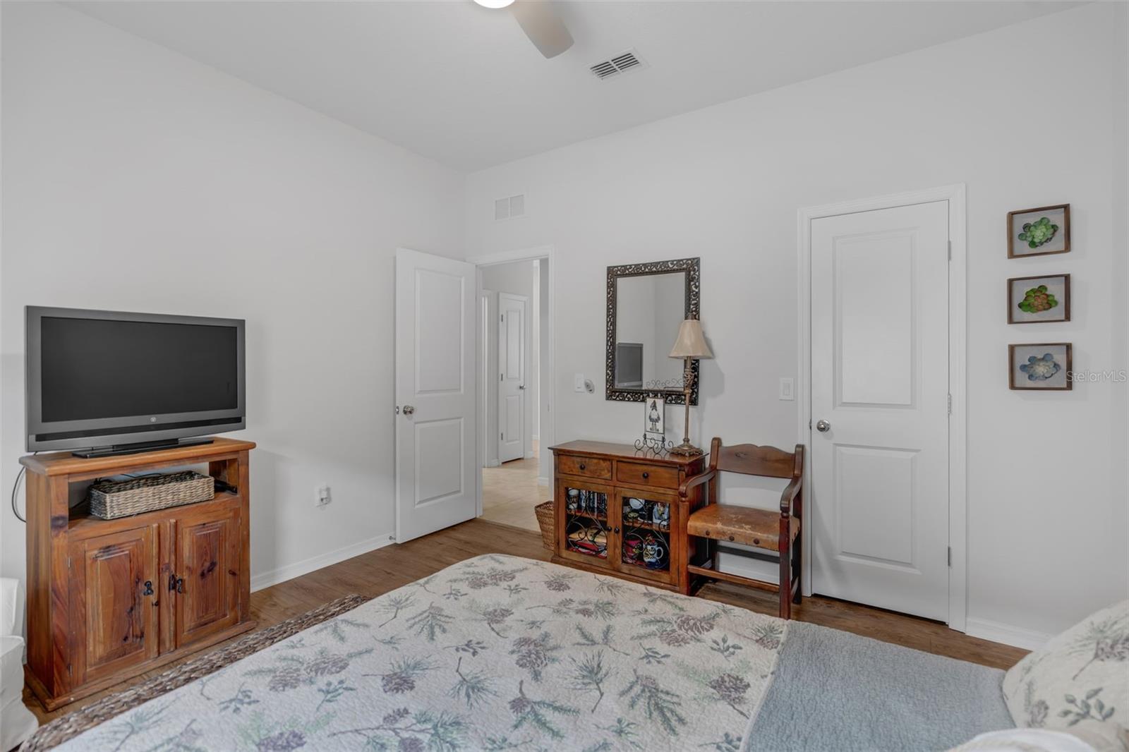 Image 18 of 37 For 8615 Rindge Road