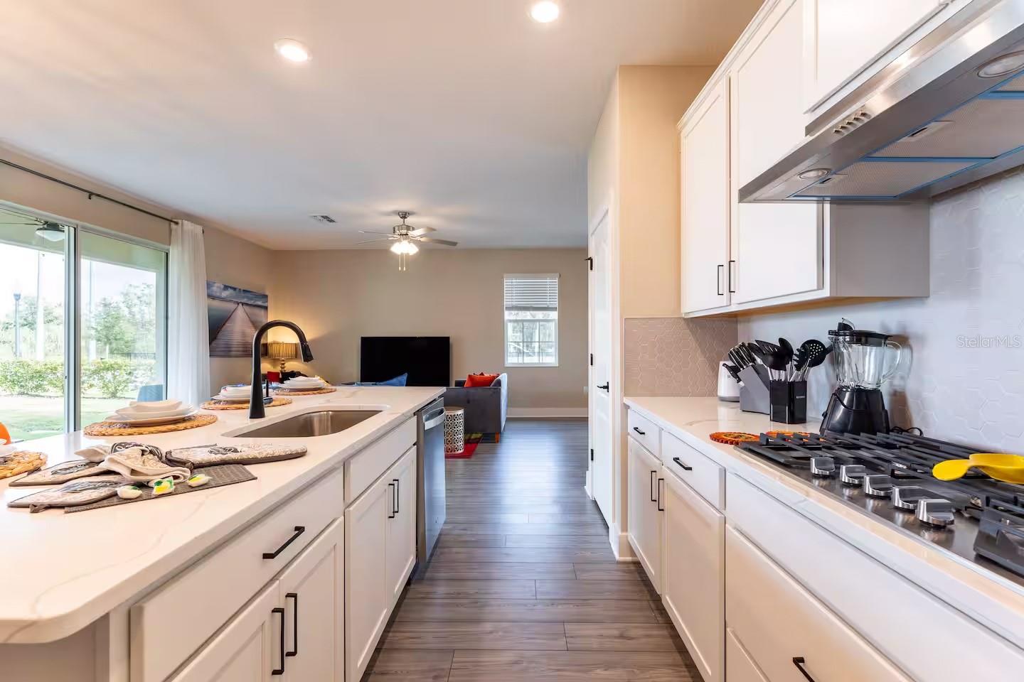 Image 5 of 53 For 7951 Haverhill Way