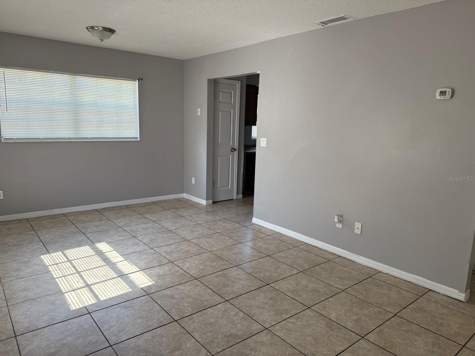 Image 2 of 16 For 947 25th Street