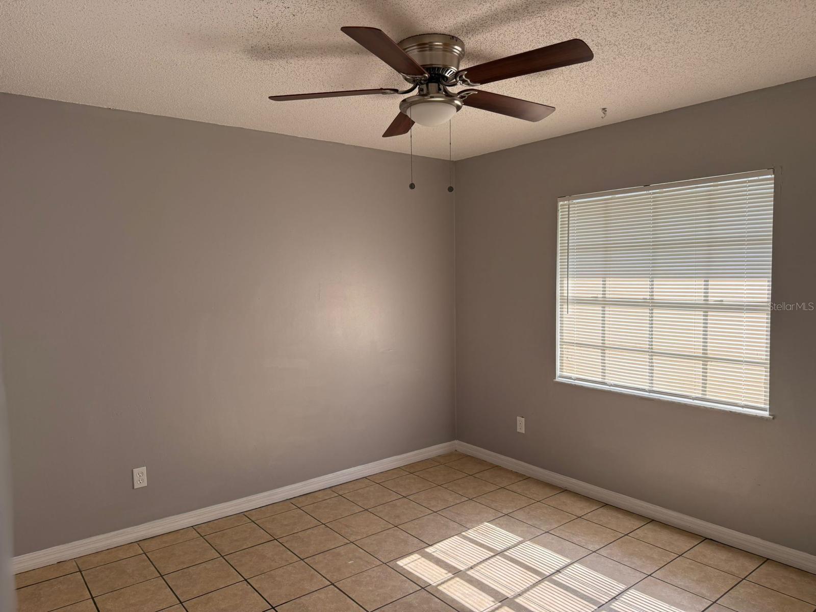 Image 4 of 16 For 947 25th Street