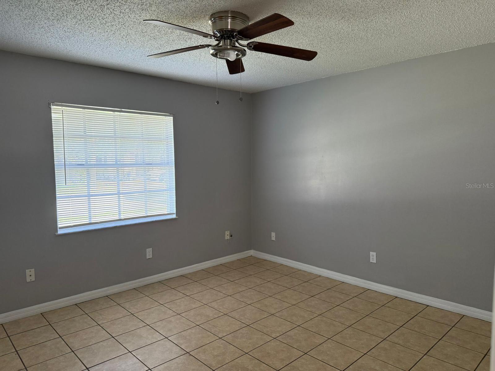 Image 5 of 16 For 947 25th Street